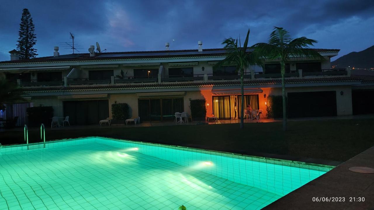 Elegant And Peaceful Aparments With Pool And Garden Apartment ปูแอร์โตเดลาครูซ ภายนอก รูปภาพ